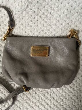 Marc Jacobs Gray Pebbled Leather Crossbody with Gold Plate
